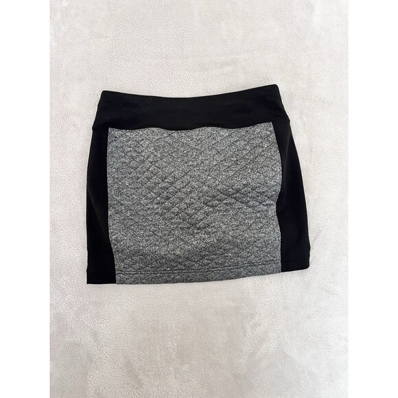 SmartWool Womens Diamond Peak Quilted Skirt Sz XS Black Gray Merino Wool - Picture 9 of 9